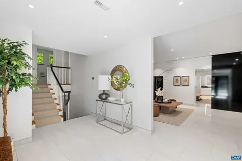 1545 Brook Hill Lane Charlottesville VA 22901