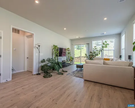 4746 Loyola Way Charlottesville VA 22902