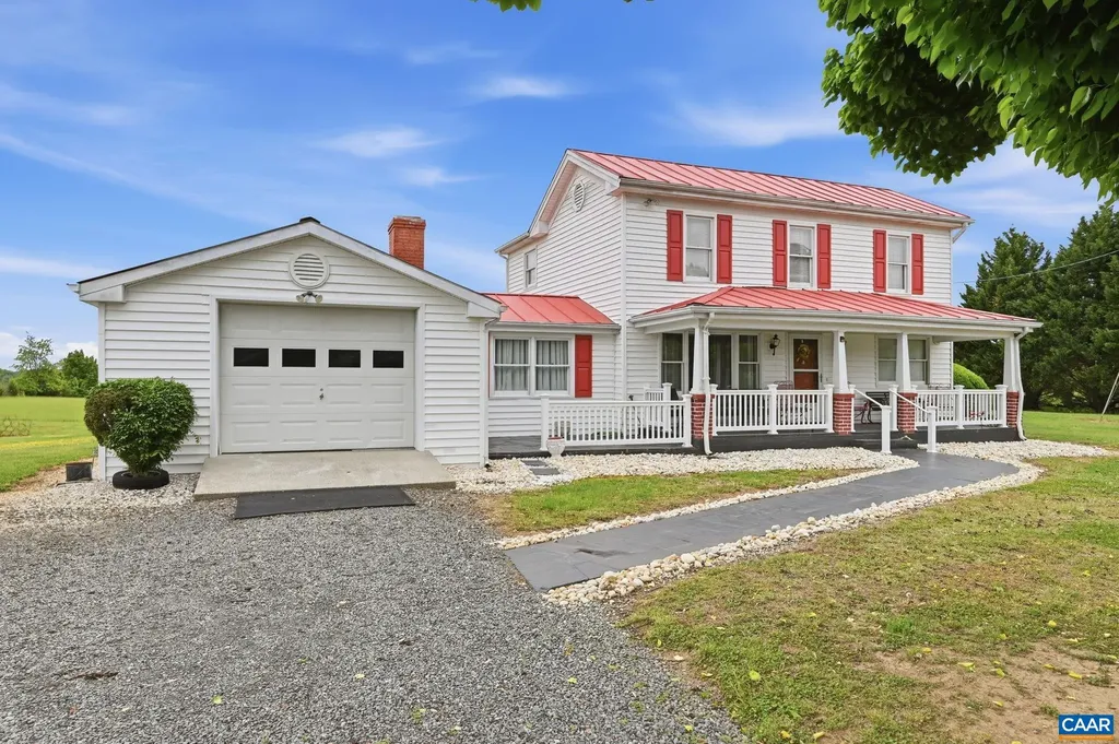 10002 Dyke Road Stanardsville VA 22973