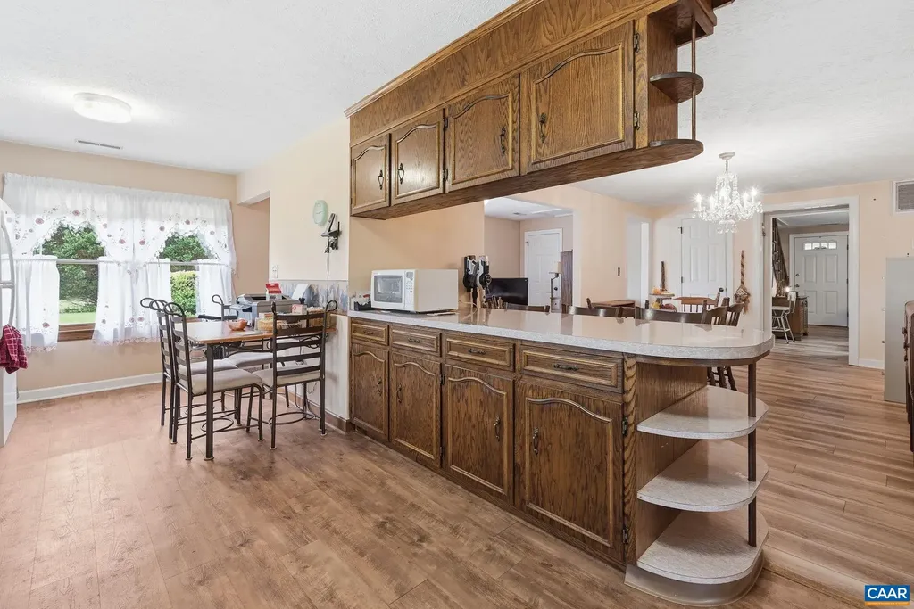 10002 Dyke Road Stanardsville VA 22973