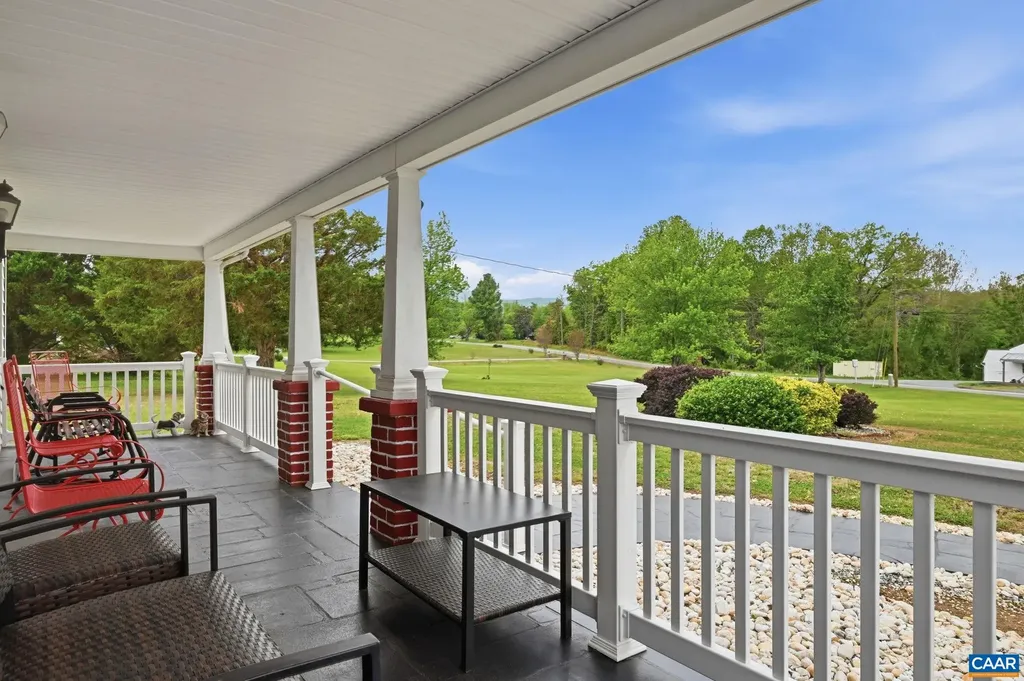 10002 Dyke Road Stanardsville VA 22973