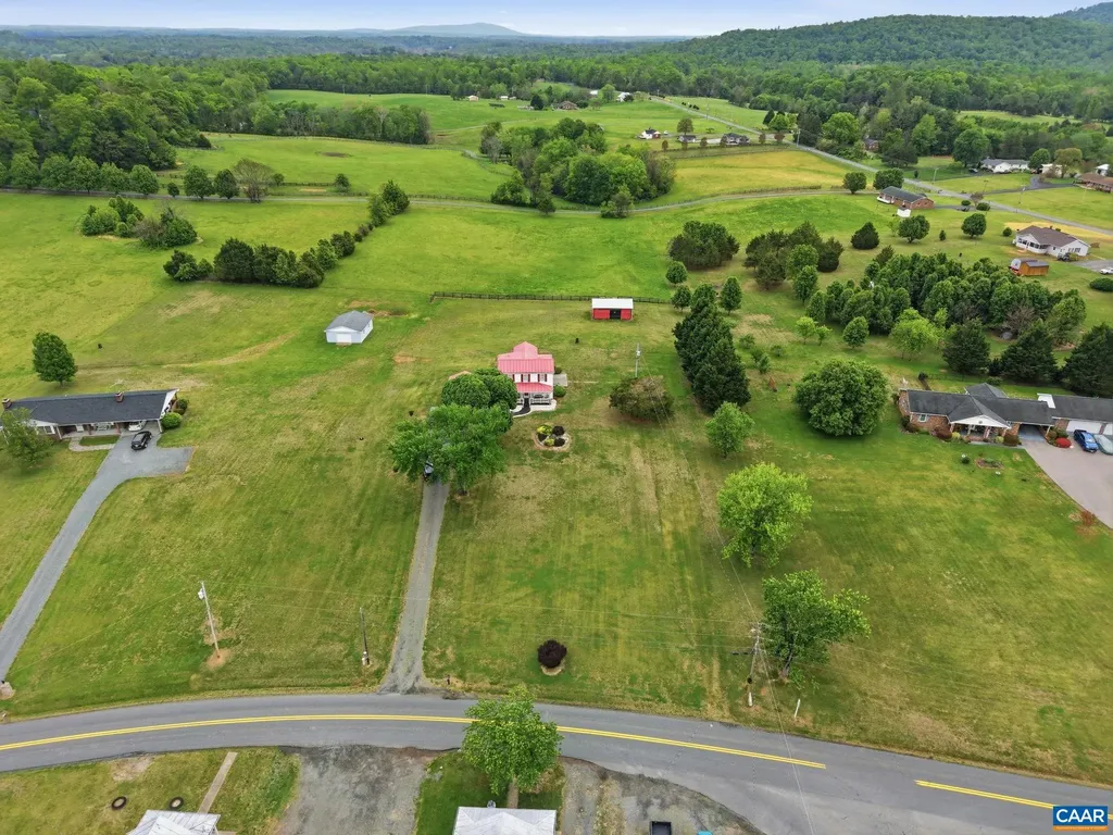 10002 Dyke Road Stanardsville VA 22973