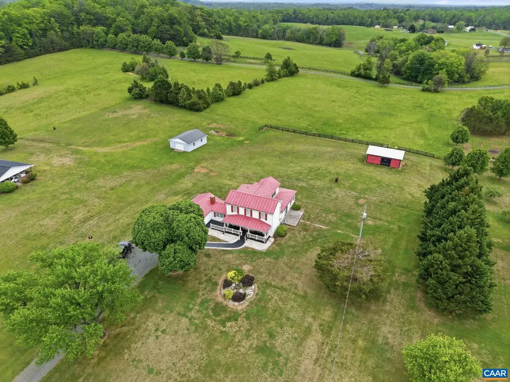 10002 Dyke Road Stanardsville VA 22973