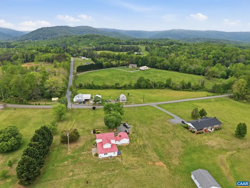 10002 Dyke Road Stanardsville VA 22973