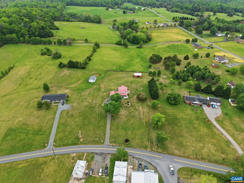 10002 Dyke Road Stanardsville VA 22973