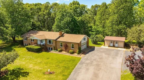 2061 Old Greenville Road Staunton VA 24401
