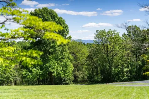 2061 Old Greenville Road Staunton VA 24401