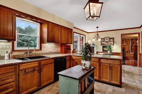 300 Pelham Drive Waynesboro VA 22980