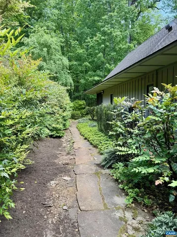 889 Old Garth Road Charlottesville VA 22901