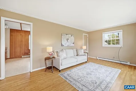 147 Rankin Lane Stuarts Draft VA 24477
