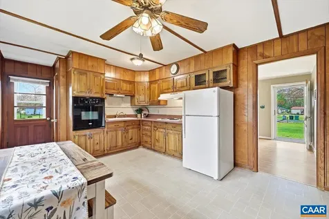 147 Rankin Lane Stuarts Draft VA 24477