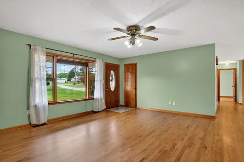 1582 Howardsville Turnpike Stuarts Draft VA 24477
