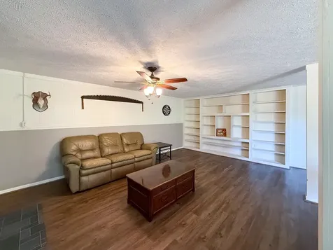 553 Hilltop Drive Staunton VA 24401