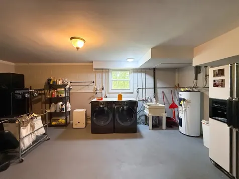 553 Hilltop Drive Staunton VA 24401