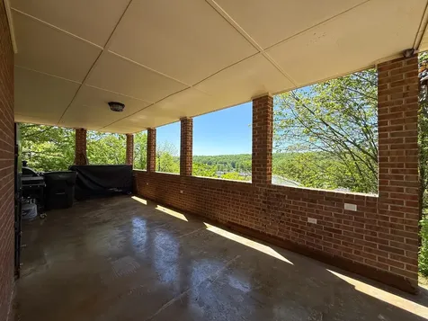 553 Hilltop Drive Staunton VA 24401