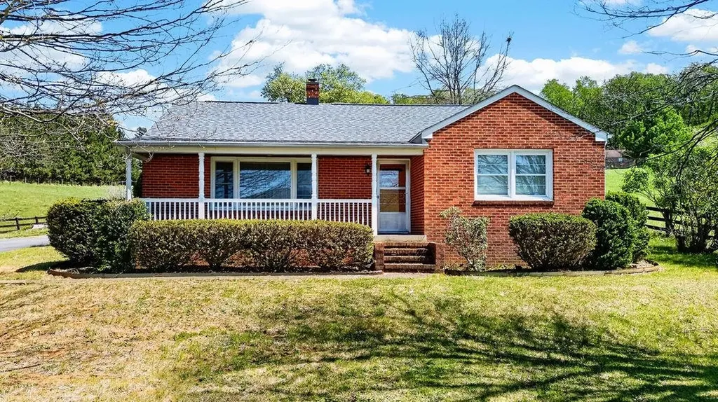 488 Buffalo Gap Highway Churchville VA 24421