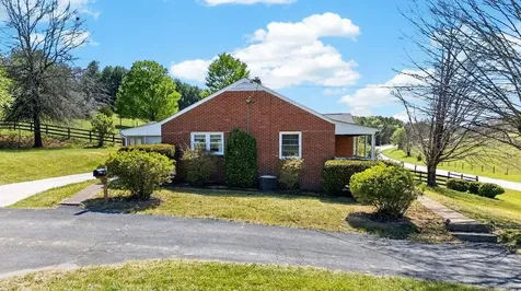 488 Buffalo Gap Highway Churchville VA 24421