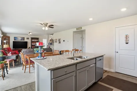 386 Mesa Court Broadway VA 22815