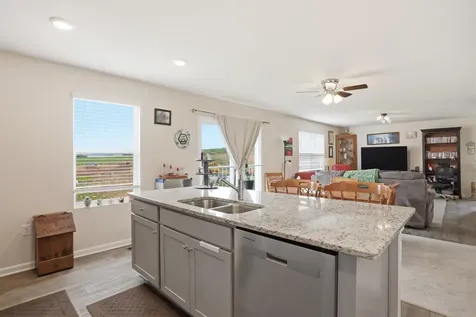 386 Mesa Court Broadway VA 22815