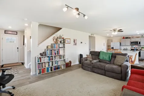 386 Mesa Court Broadway VA 22815