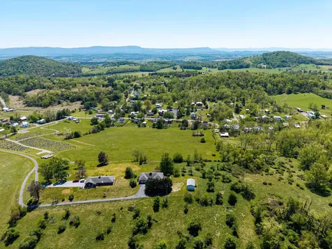 7133 Turleytown Road Singers Glen VA 22850