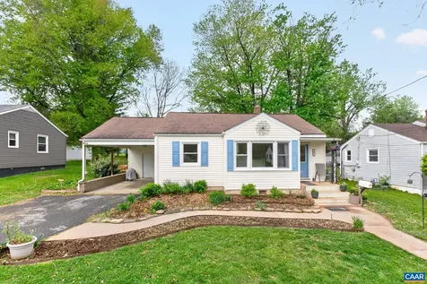 228 River Road Waynesboro VA 22980