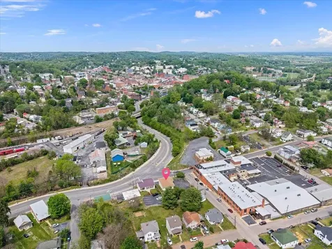 204 Hampton Street W Staunton VA 24401