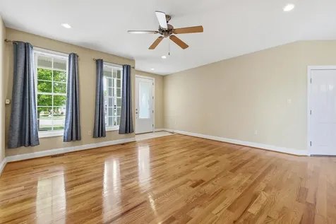1017 Sun Poppy Court Woodstock VA 22664
