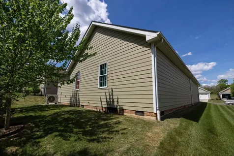 1017 Sun Poppy Court Woodstock VA 22664