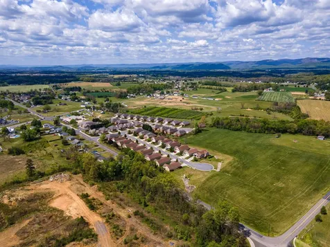 1017 Sun Poppy Court Woodstock VA 22664