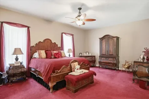 524 Mcdaniel Lane S Shenandoah VA 22849