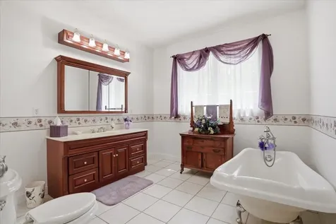 524 Mcdaniel Lane S Shenandoah VA 22849