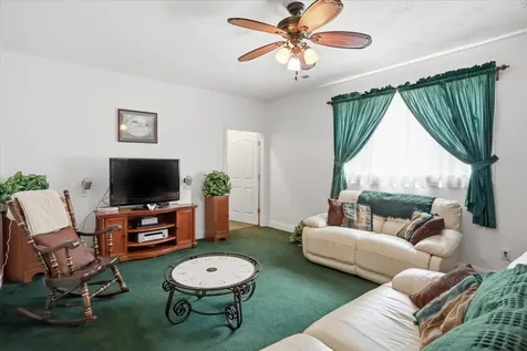 524 Mcdaniel Lane S Shenandoah VA 22849