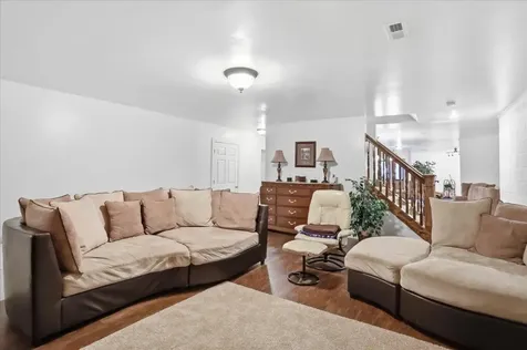524 Mcdaniel Lane S Shenandoah VA 22849