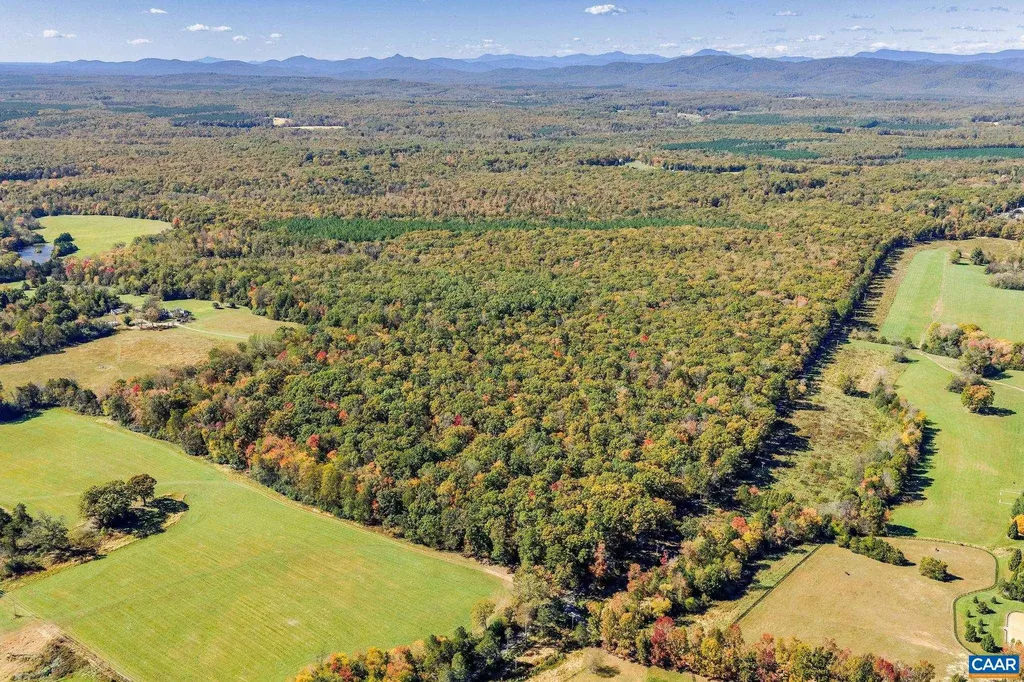 21 Acres Tbb Coles Rolling Road Scottsville VA 24590