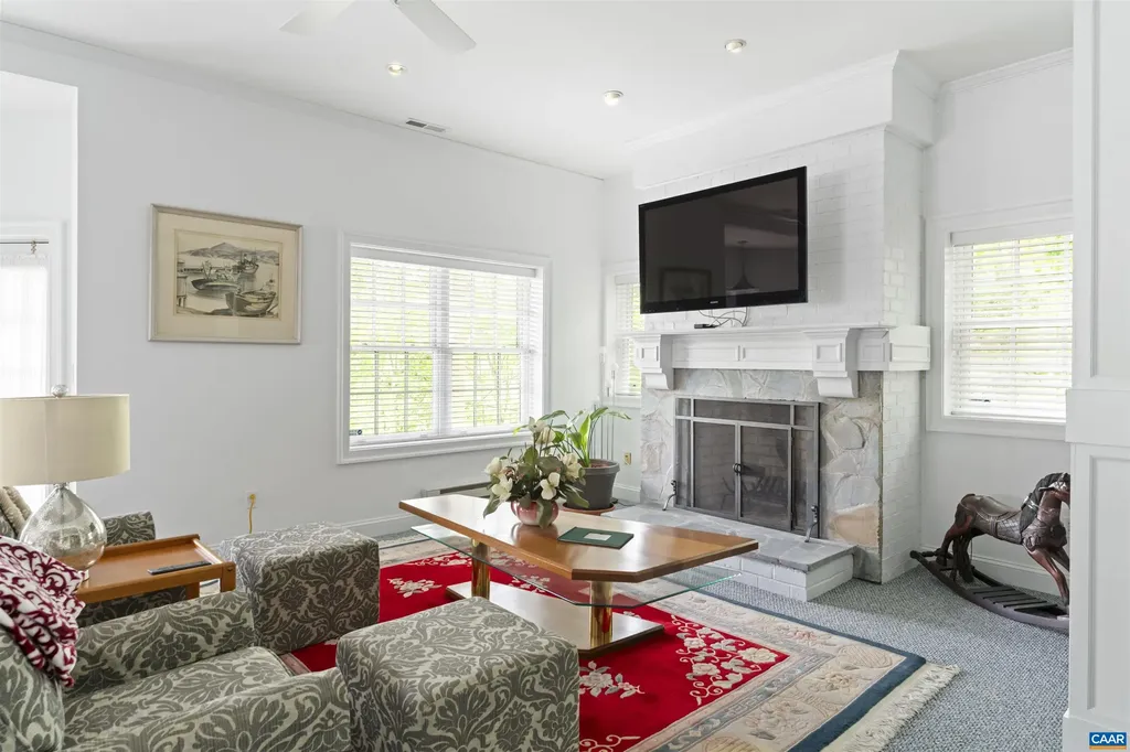 1631 Gatewick Place Keswick VA 22947