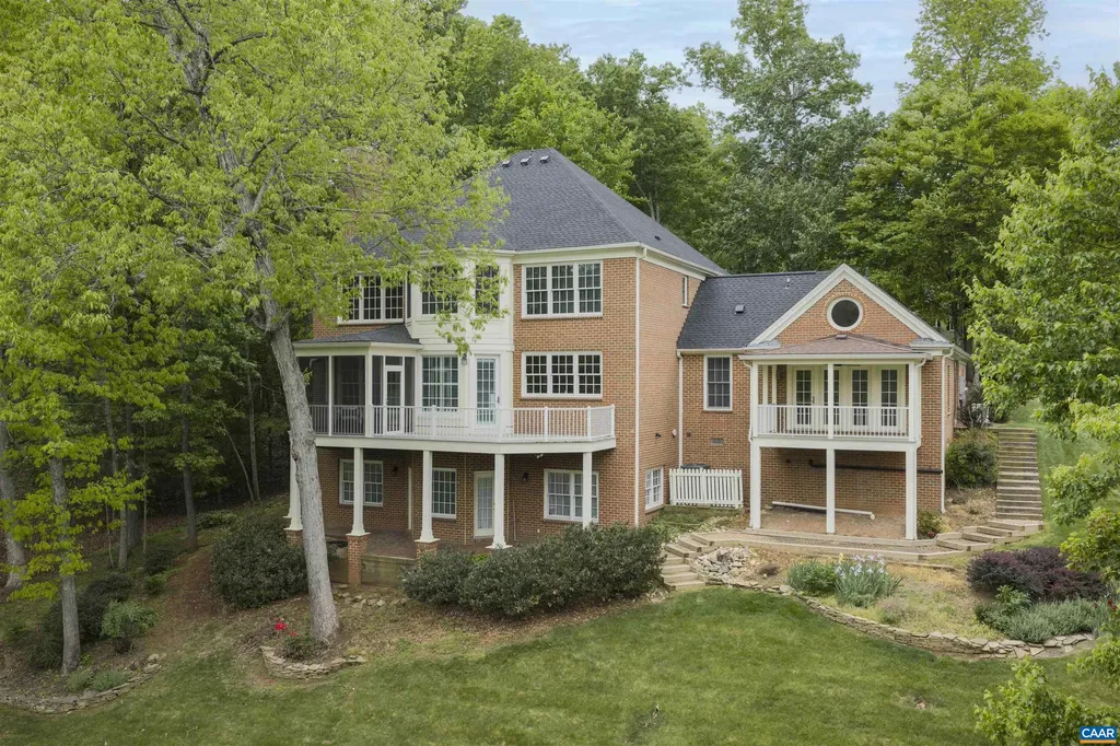 1631 Gatewick Place Keswick VA 22947