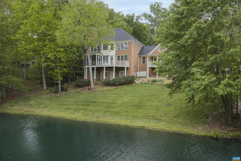 1631 Gatewick Place Keswick VA 22947
