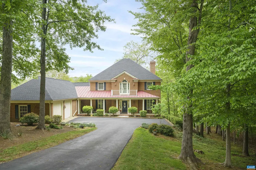 1631 Gatewick Place Keswick VA 22947