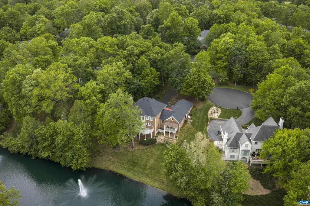 1631 Gatewick Place Keswick VA 22947