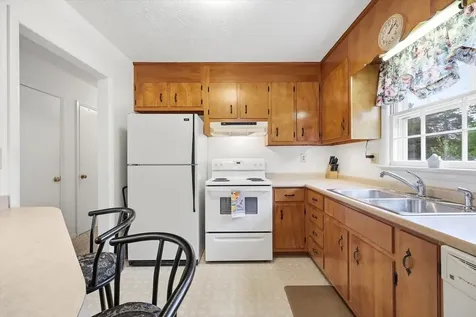44 Roller Avenue Mount Sidney VA 24467