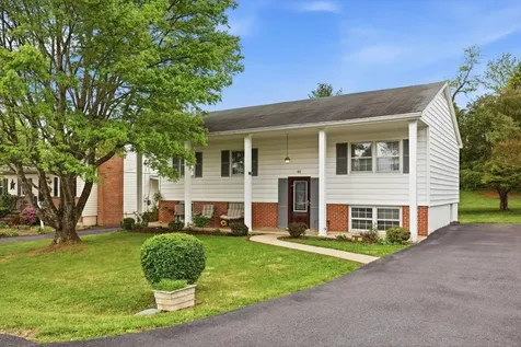 44 Roller Avenue Mount Sidney VA 24467