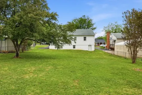 44 Roller Avenue Mount Sidney VA 24467