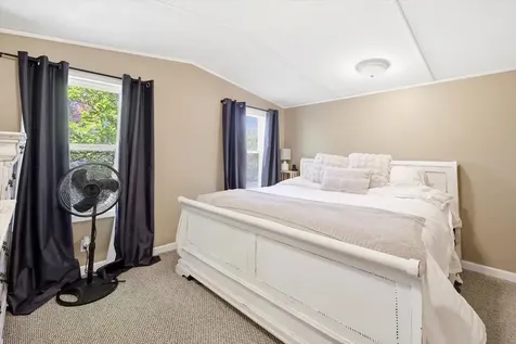 406 Trayfoot Road Grottoes VA 24441