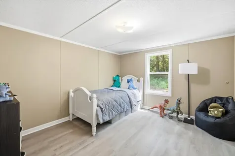406 Trayfoot Road Grottoes VA 24441