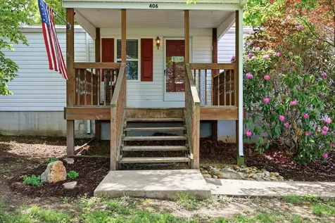 406 Trayfoot Road Grottoes VA 24441