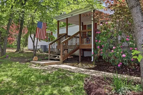 406 Trayfoot Road Grottoes VA 24441