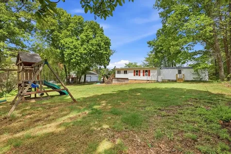 406 Trayfoot Road Grottoes VA 24441