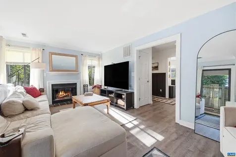 1241 Chatham Ridge Charlottesville VA 22901