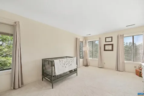 1241 Chatham Ridge Charlottesville VA 22901